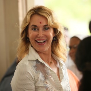 Mrs. Elena Cuomo in Sendivakkam