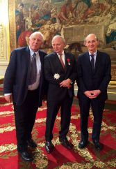 Cérémonie collective de la remise de la Légion d'honneur au Palais de l'Elysée, le 18 février 2015