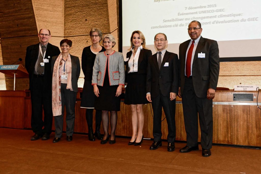 Participation de la Fondation Cuomo au COP 21, Paris, en compagnie, notamment, de Mme Irina Bokova (